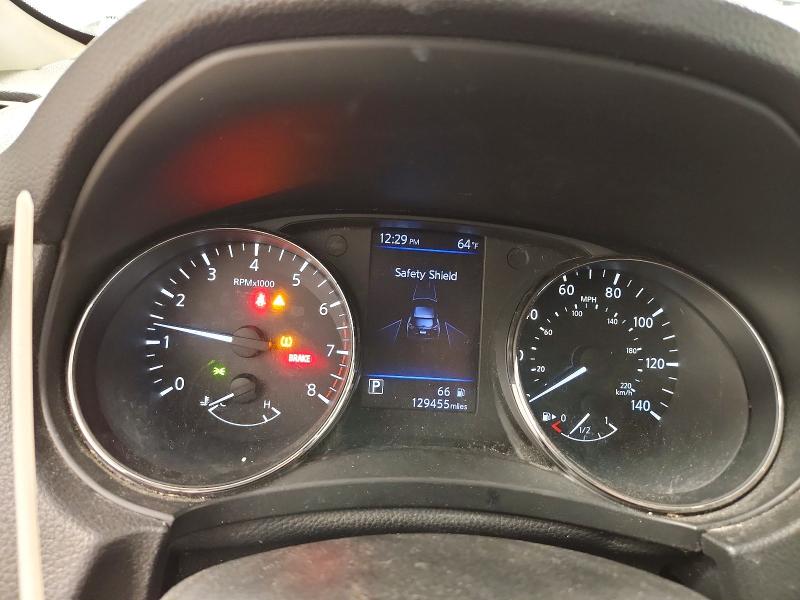 55522506 :رقم المزاد ، KNMAT2MV2JP512641 vin ، 2018 Nissan Rogue مزاد بيع