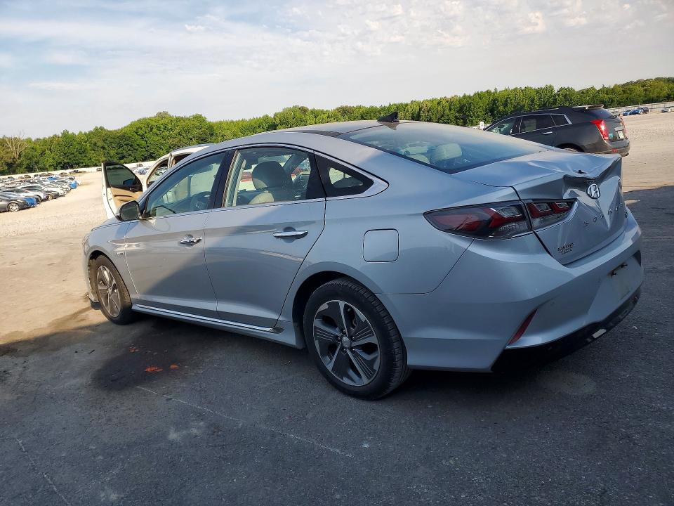 2018 Hyundai Sonata Hybrid მანქანა იყიდება აუქციონზე, vin: KMHE34L30JA082989, აუქციონის ნომერი: 53895356