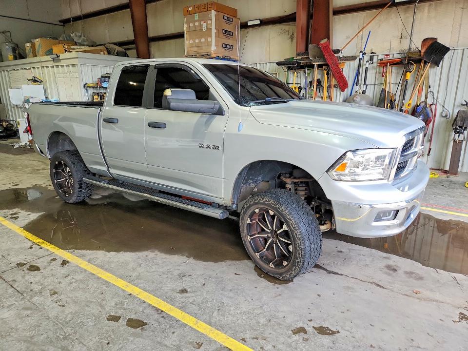 55049536 :رقم المزاد ، 1D3HV18P89S711840 vin ، 2009 Dodge Ram 1500 مزاد بيع