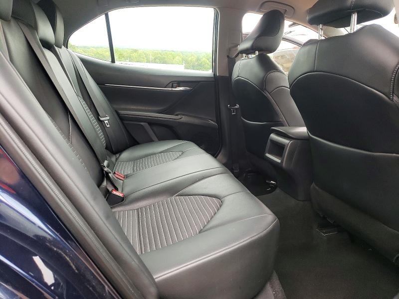 51504706 :رقم المزاد ، 4T1G11AK1NU045932 vin ، 2022 Toyota Camry مزاد بيع
