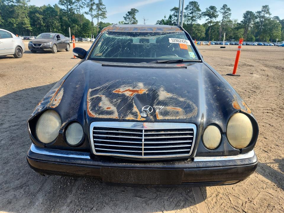 52862426 :رقم المزاد ، WDBJF55FXVA298604 vin ، 1997 Mercedes-benz E مزاد بيع