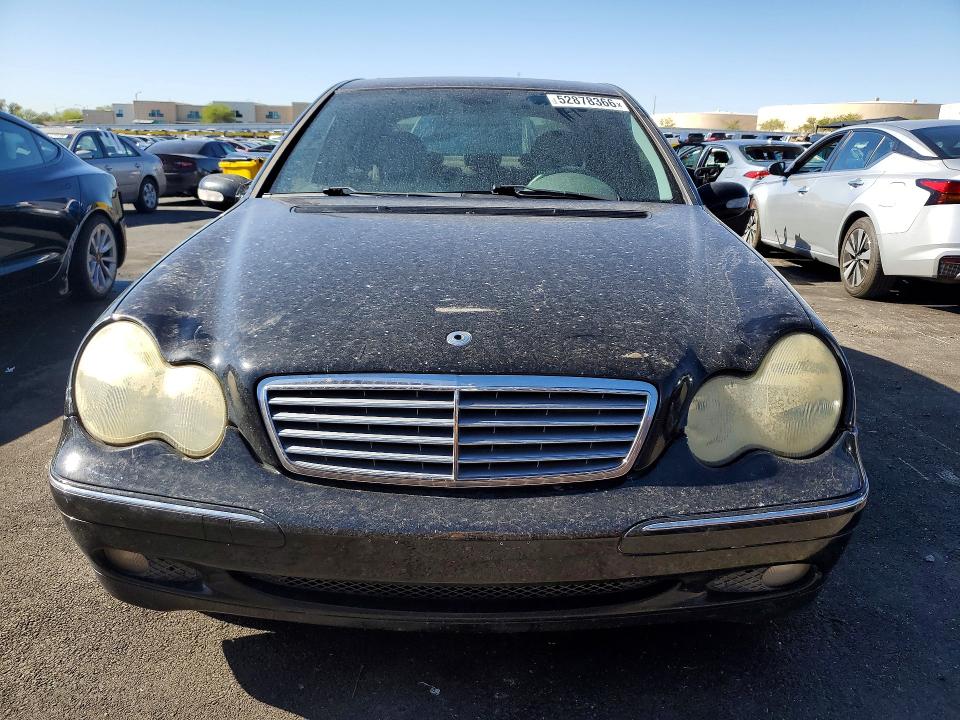 52878366 :رقم المزاد ، WDBRF61J42F135982 vin ، 2002 Mercedes-benz C مزاد بيع