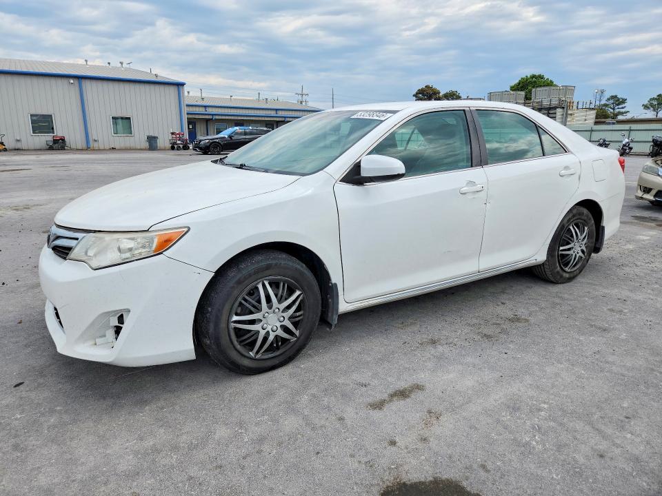 53298346 :رقم المزاد ، 4T4BF1FK6ER426718 vin ، 2014 Toyota Camry مزاد بيع