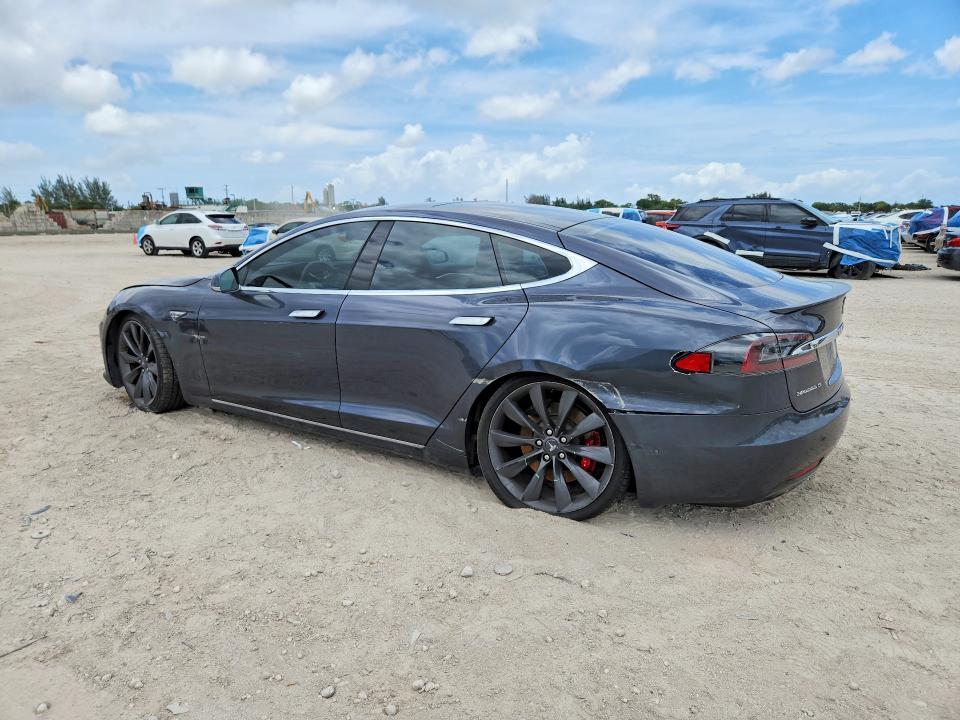 Продажа на аукционе авто 2016 Tesla Model S, vin: 5YJSA1E43GF143561, номер лота: 55185226