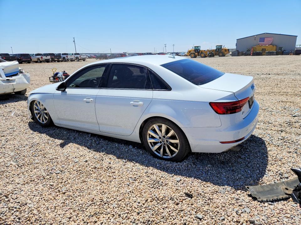 Продажа на аукционе авто 2017 Audi A4, vin: WAUANAF44HN017451, номер лота: 53117676