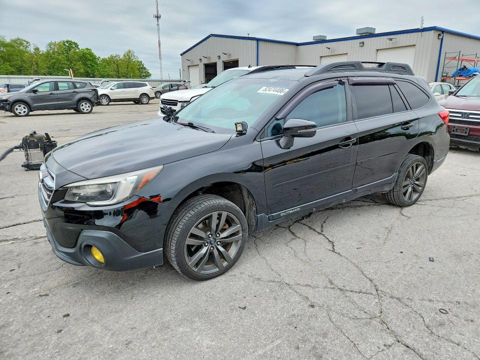 52474486 :رقم المزاد ، 4S4BSANC1J3250404 vin ، 2018 Subaru Outback مزاد بيع