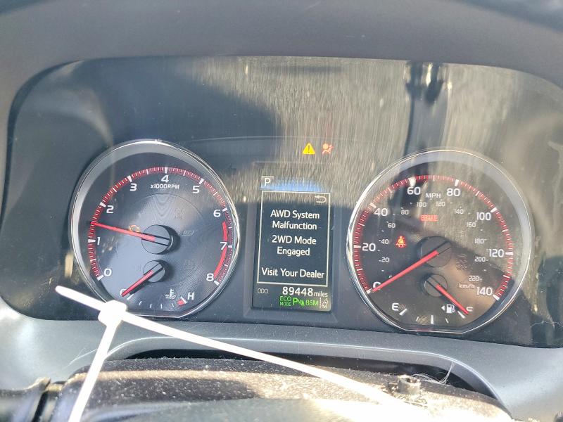 53464356 :رقم المزاد ، 2T3JFREV7HW588997 vin ، 2017 Toyota Rav4 مزاد بيع