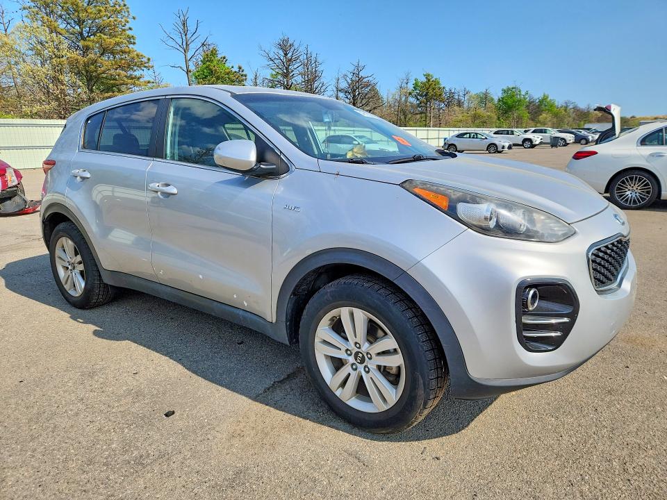 2017 Kia Sportage მანქანა იყიდება აუქციონზე, vin: KNDPMCAC5H7229032, აუქციონის ნომერი: 54213226