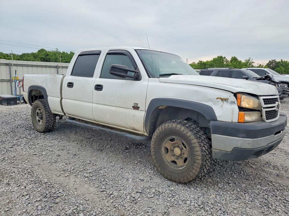 Продажа на аукционе авто 2006 Chevrolet Silverado, vin: 1GCHK23UX6F176079, номер лота: 53003776