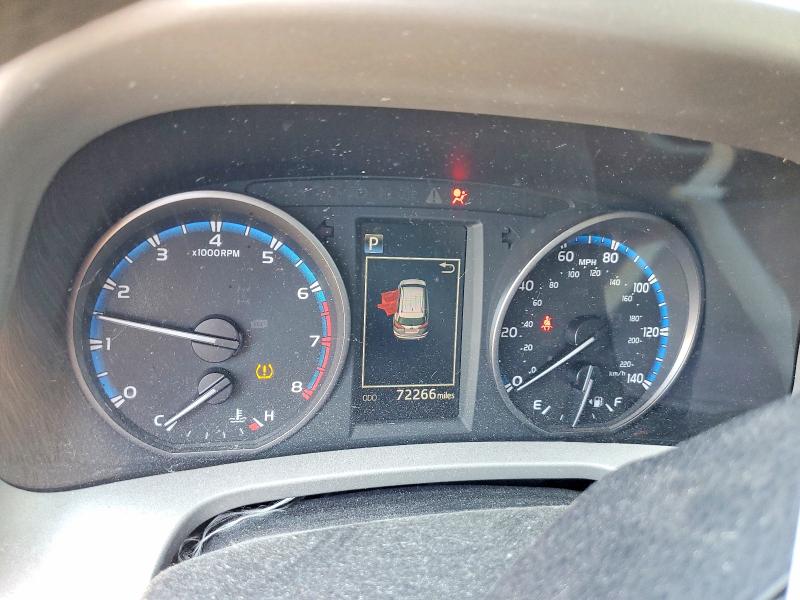 54146426 :رقم المزاد ، 2T3ZFREVXJW419789 vin ، 2018 Toyota Rav4 Le مزاد بيع