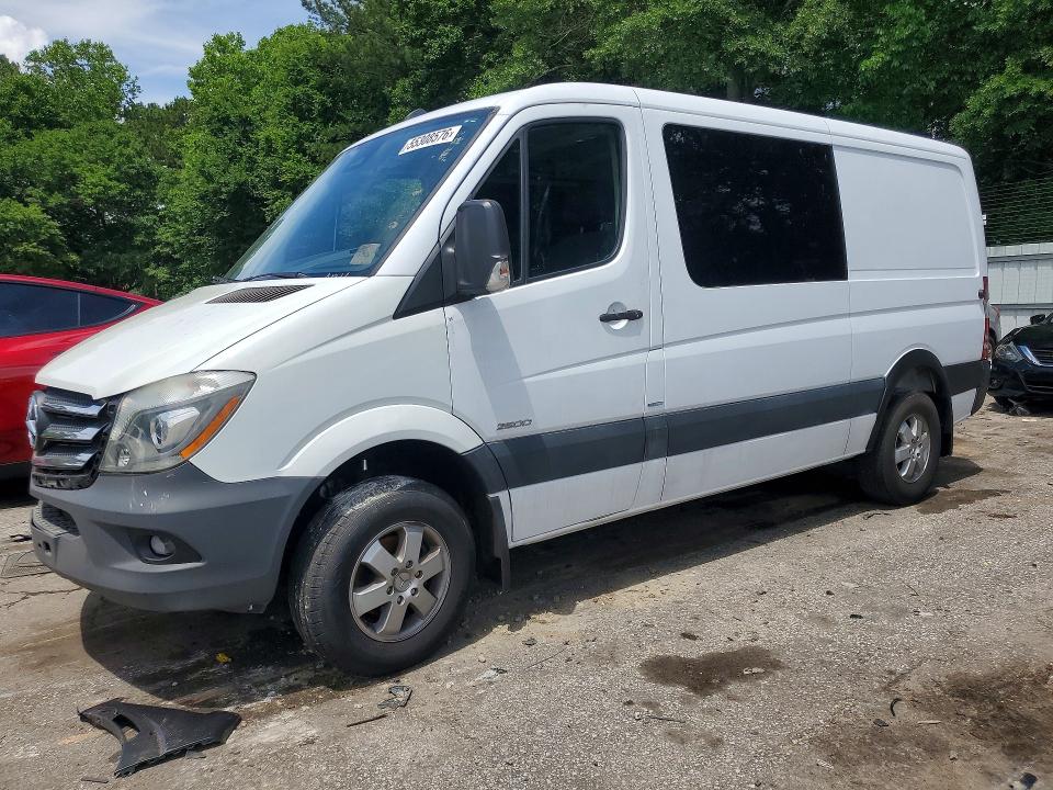 55308576 :رقم المزاد ، WD3PE7CC3F5956903 vin ، 2015 Mercedes-benz Sprinter مزاد بيع