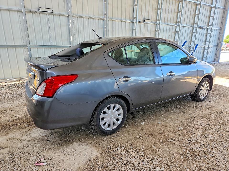 51863906 :رقم المزاد ، 3N1CN7AP4KL865033 vin ، 2019 Nissan Versa مزاد بيع
