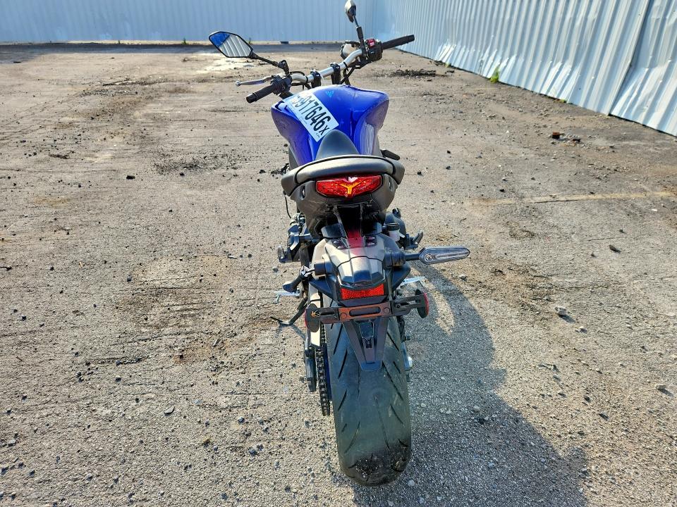 53917646 :رقم المزاد ، JYARN71E7NA003020 vin ، 2022 Yamaha Mt09 مزاد بيع
