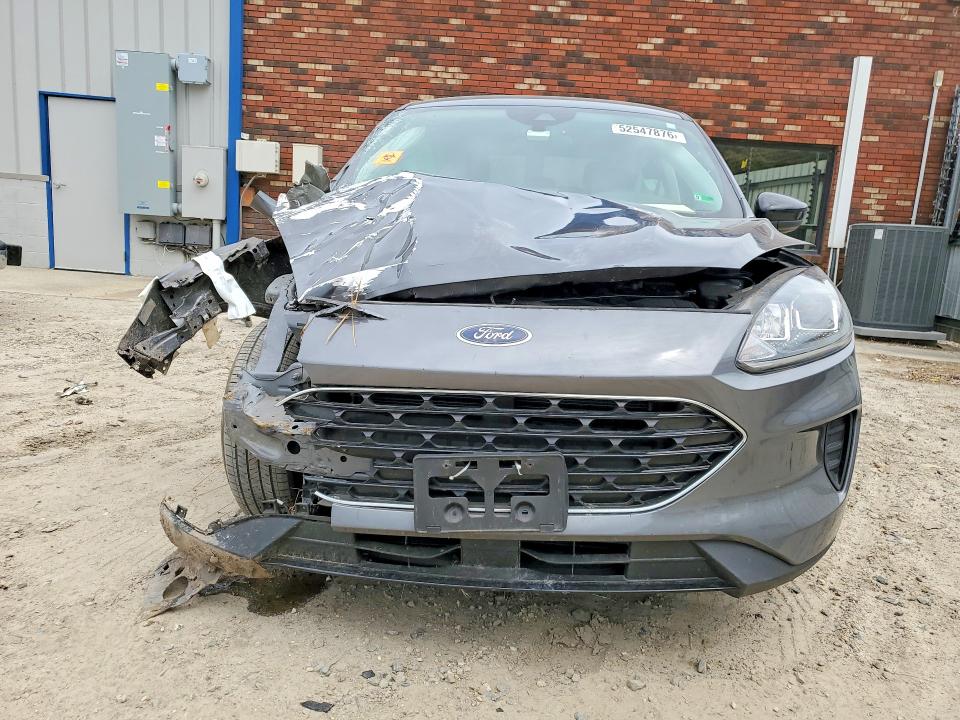 52547876 :رقم المزاد ، 1FMCU0G62MUB20565 vin ، 2021 Ford Escape مزاد بيع