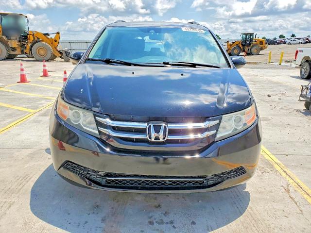 55139346 :رقم المزاد ، 5FNRL5H67FB114687 vin ، 2015 Honda Odyssey مزاد بيع
