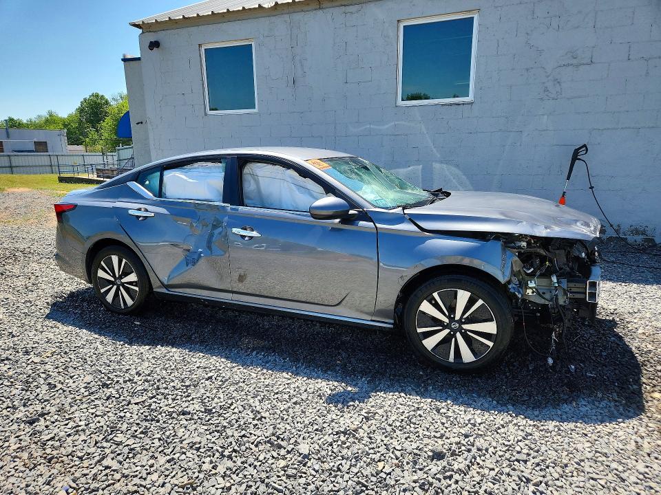Продажа на аукционе авто 2022 Nissan Altima, vin: 1N4BL4DV1NN390331, номер лота: 54324786