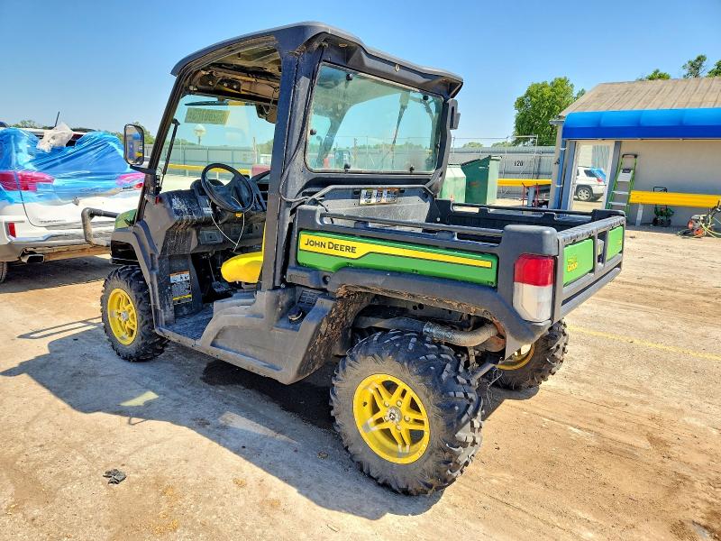 53280786 :رقم المزاد ، 1M0835MAJMM043877 vin ، 2021 John Deere Xuv835m مزاد بيع