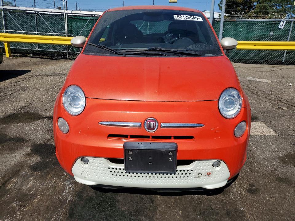 Продажа на аукционе авто 2015 Fiat 500, vin: 3C3CFFGE0FT656991, номер лота: 53138046