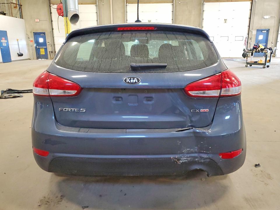 52832006 :رقم المزاد ، KNAFX5A83G5626479 vin ، 2016 Kia Forte مزاد بيع