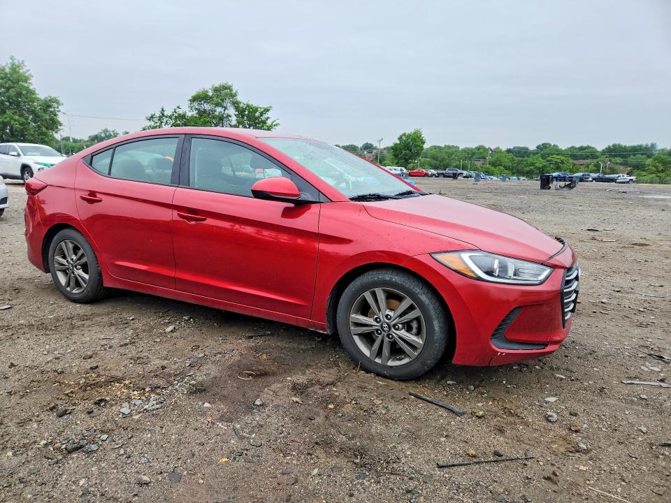 Продажа на аукционе авто 2018 Hyundai Elantra, vin: 5NPD84LF0JH333661, номер лота: 52911896