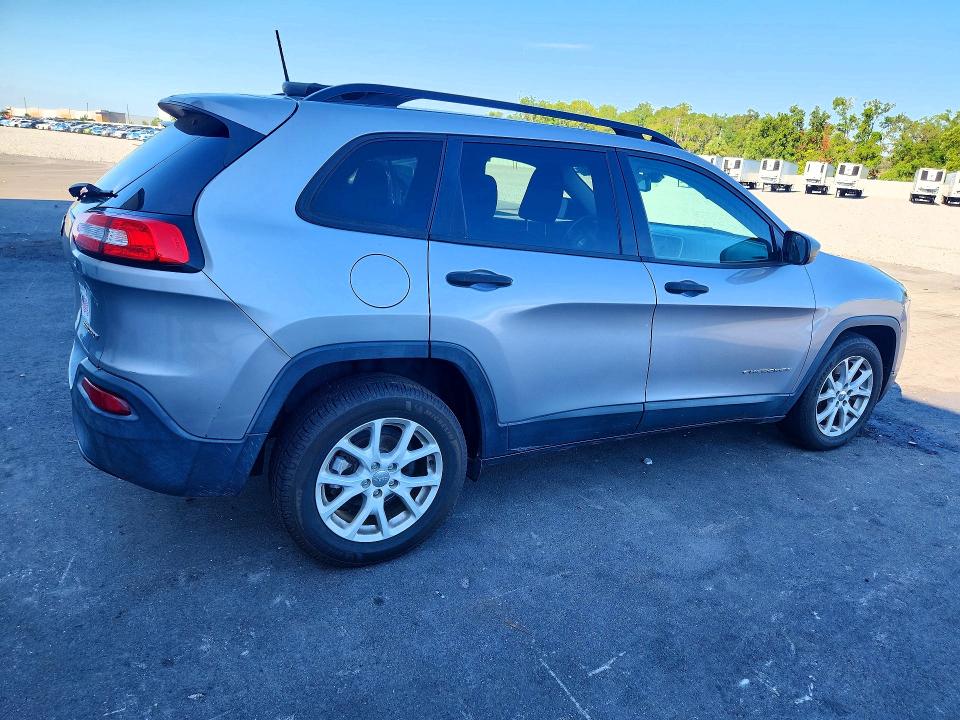 53815446 :رقم المزاد ، 1C4PJLAB1GW260086 vin ، 2016 Jeep Cherokee مزاد بيع