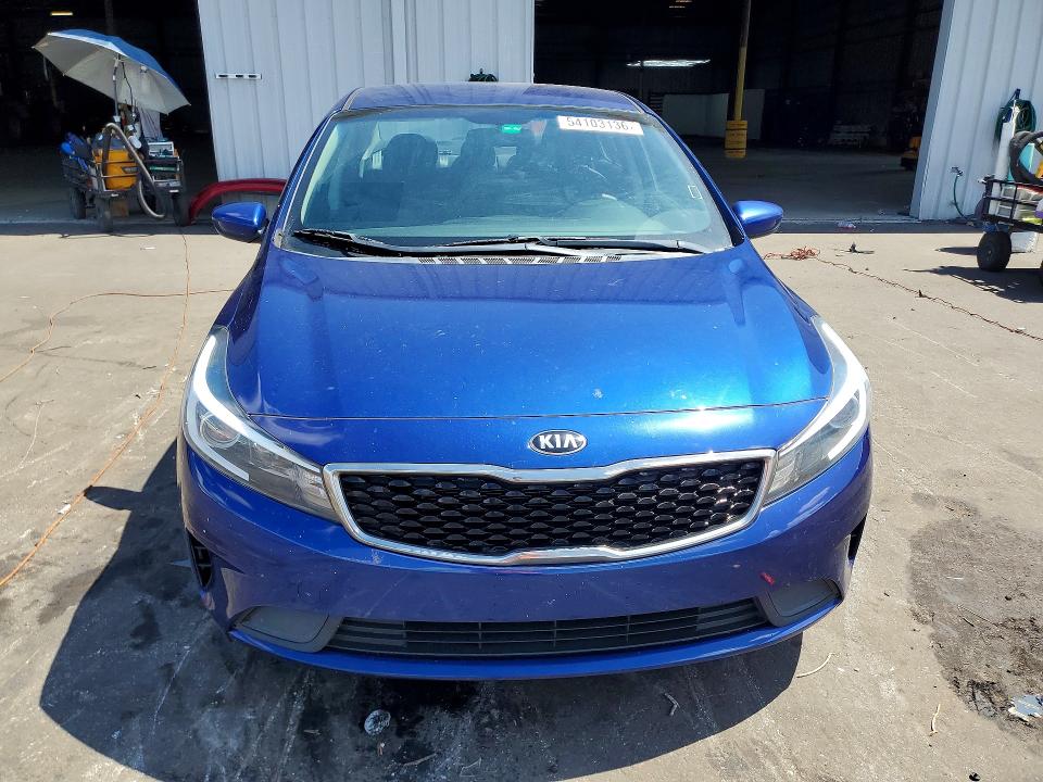 54103136 :رقم المزاد ، 3KPFL4A7XJE196509 vin ، 2018 Kia Forte مزاد بيع