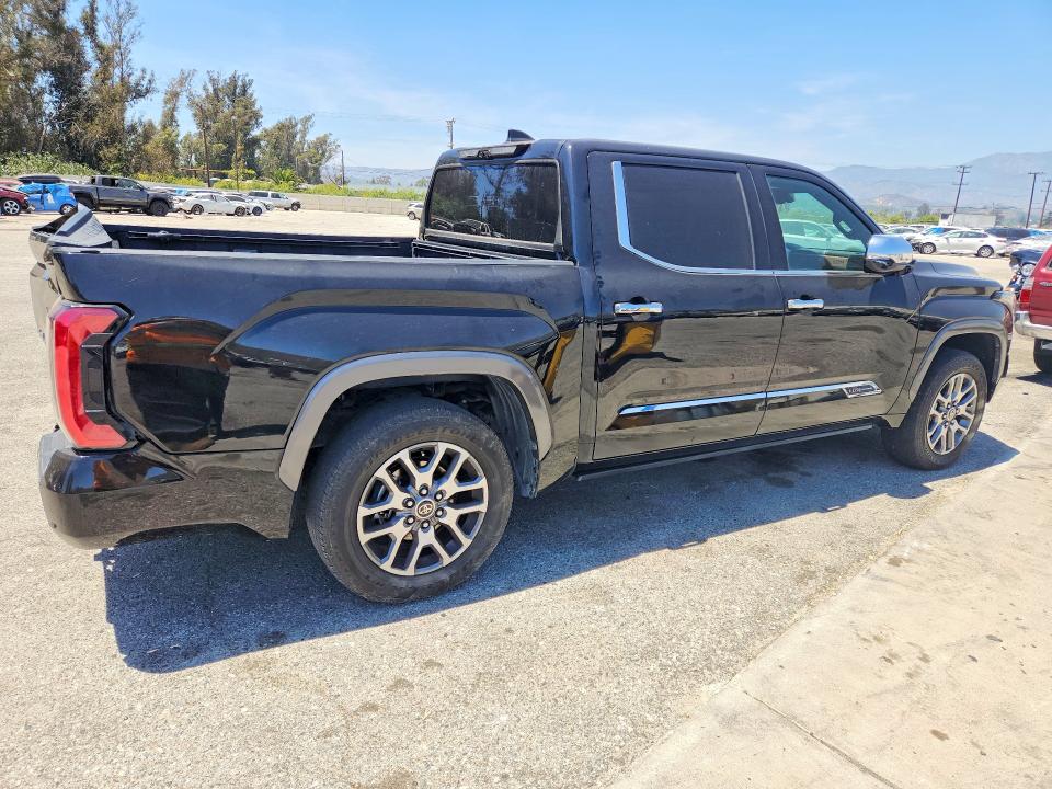 Продажа на аукционе авто 2022 Toyota Tundra, vin: 5TFMA5DB8NX016100, номер лота: 54432406