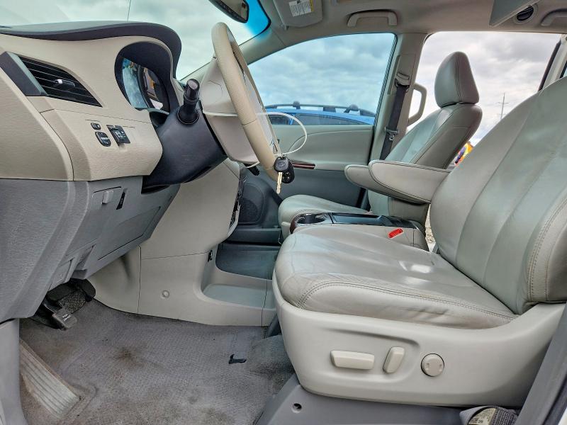 Aukcja sprzedaży 2011 Toyota Sienna, vin: 5TDYK3DCXBS050391, numer aukcji: 54752066