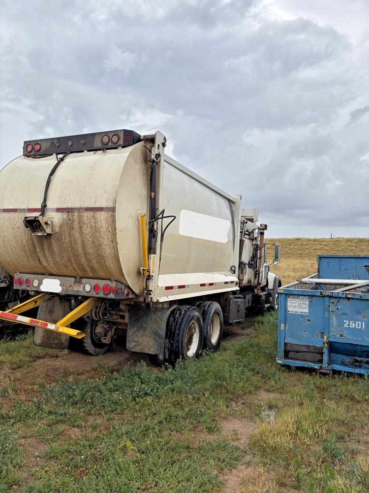 Aukcja sprzedaży 2008 Mack 700, vin: 1M2AX04C08M003310, numer aukcji: 49394806
