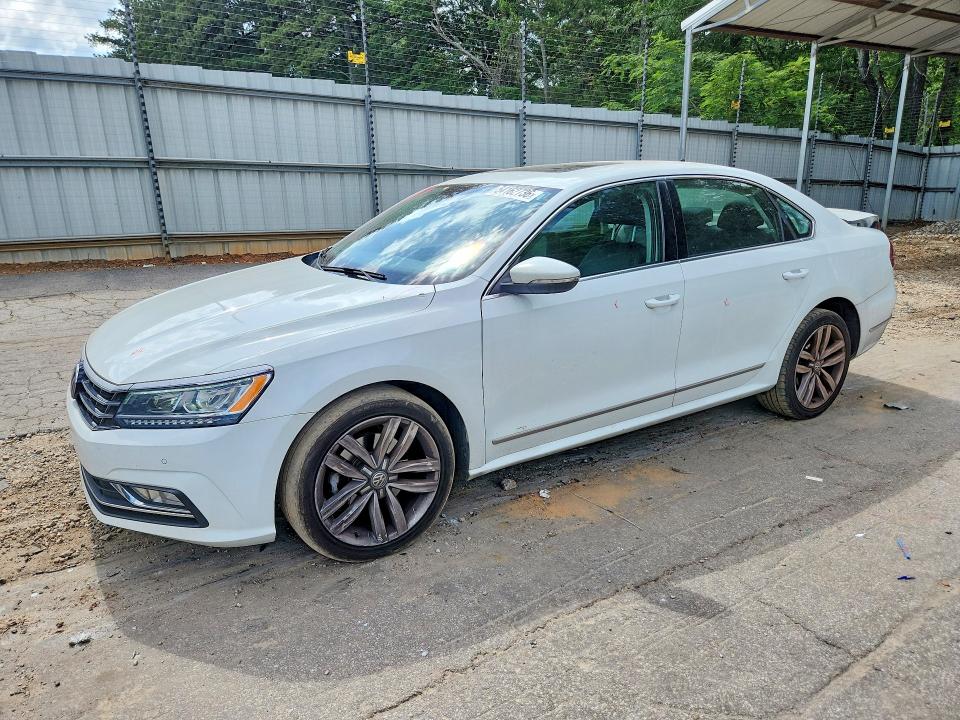 54162736 :رقم المزاد ، 1VWGT7A31HC083582 vin ، 2017 Volkswagen Passat مزاد بيع