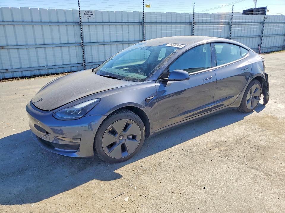 2022 Tesla Model 3 მანქანა იყიდება აუქციონზე, vin: 5YJ3E1EA5NF325564, აუქციონის ნომერი: 53238946