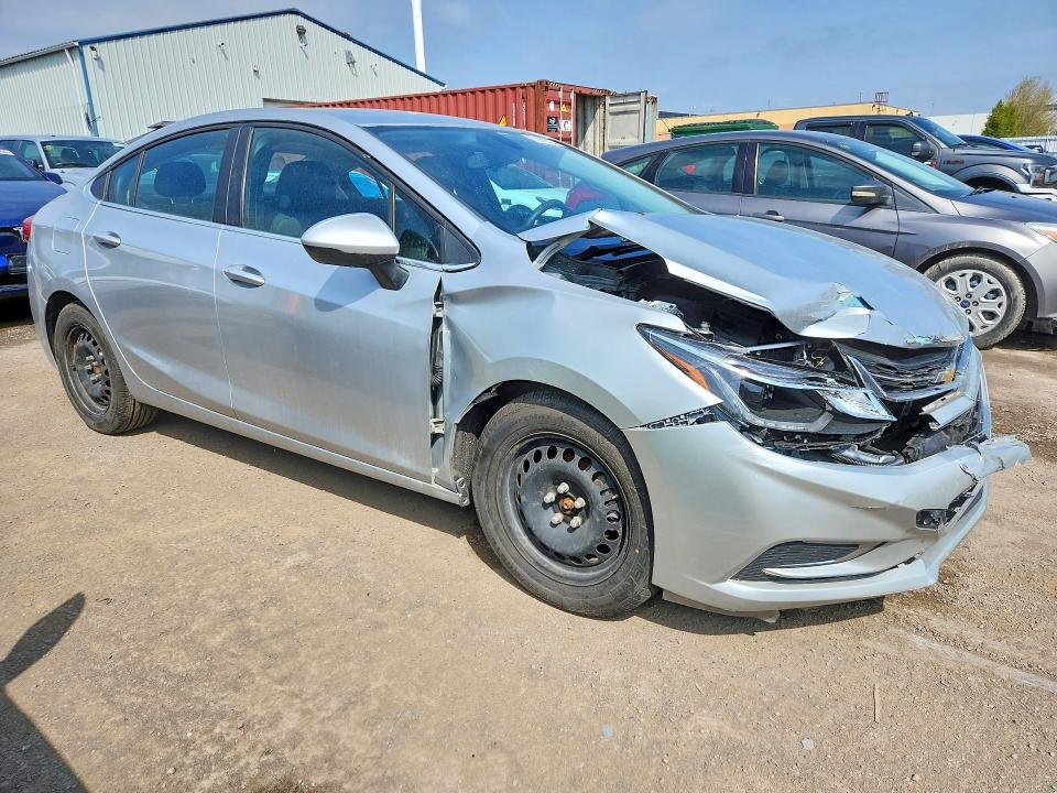 52959516 :رقم المزاد ، 1G1BE5SMXH7227358 vin ، 2017 Chevrolet Cruze مزاد بيع