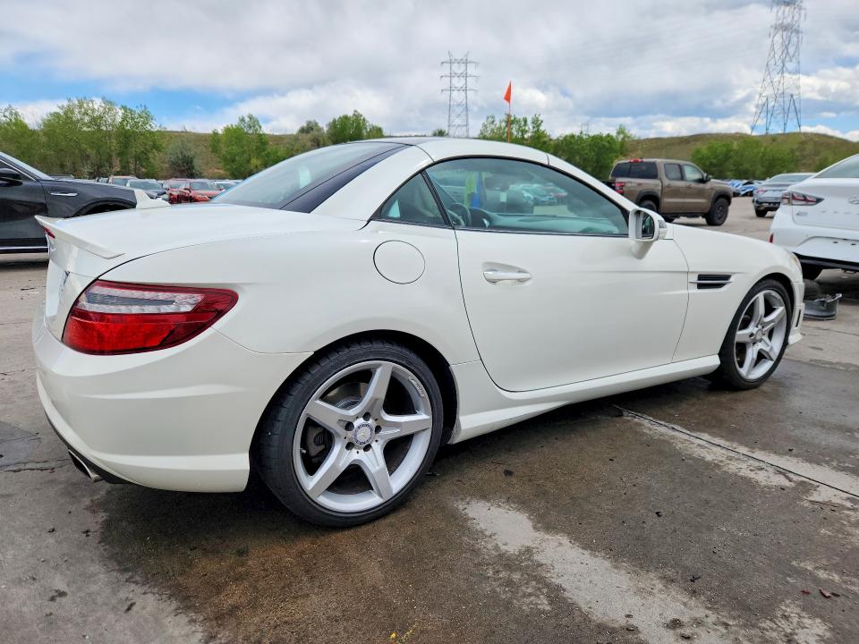 2014 Mercedes-benz Slk მანქანა იყიდება აუქციონზე, vin: WDDPK5HA4EF088161, აუქციონის ნომერი: 54320176