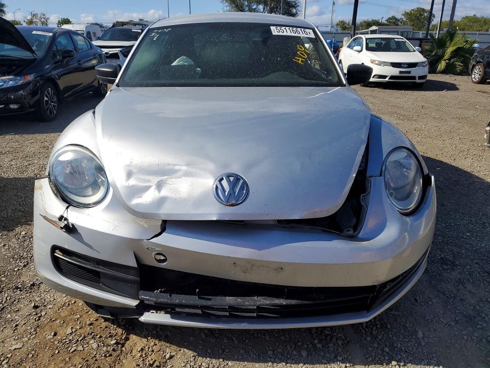 2014 Volkswagen Beetle მანქანა იყიდება აუქციონზე, vin: 3VWFP7AT6EM621381, აუქციონის ნომერი: 55116616