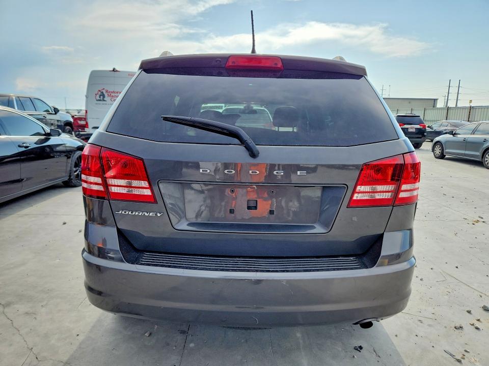 54556706 :رقم المزاد ، 3C4PDCAB0JT375685 vin ، 2018 Dodge Journey مزاد بيع