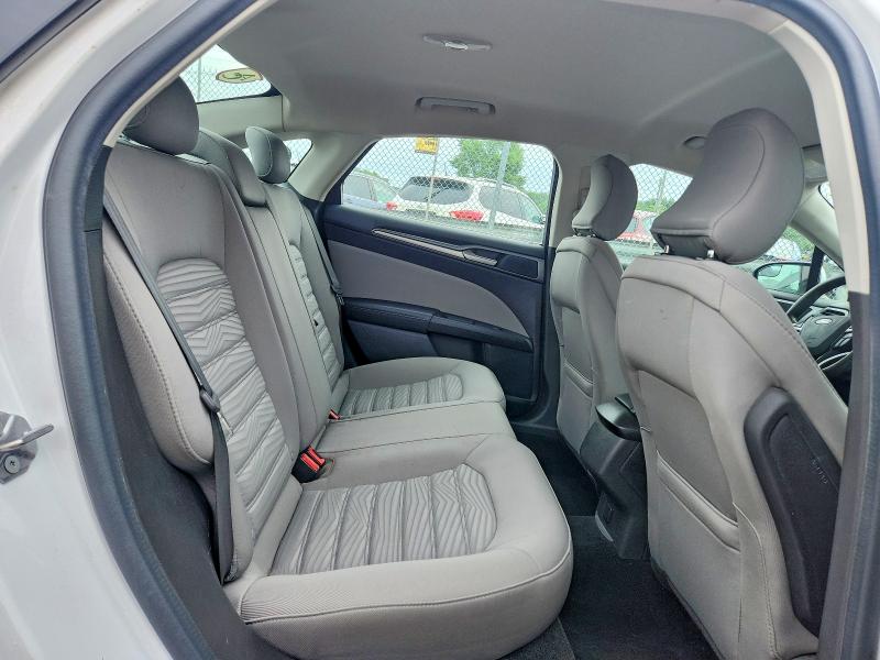 54696086 :رقم المزاد ، 3FA6P0G76GR351584 vin ، 2016 Ford Fusion مزاد بيع
