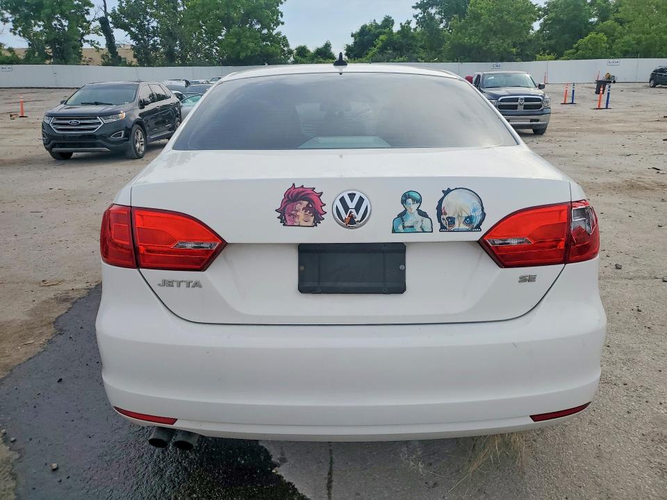 55216596 :رقم المزاد ، 3VWD07AJ2EM370918 vin ، 2014 Volkswagen Jetta مزاد بيع