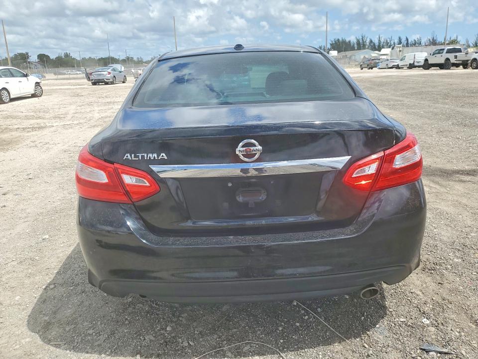 54125166 :رقم المزاد ، 1N4AL3AP0JC111033 vin ، 2018 Nissan Altima مزاد بيع