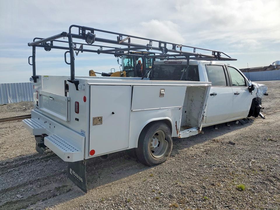 55071026 :رقم المزاد ، 1GB4WREY9RF452143 vin ، 2024 Chevrolet Silverado مزاد بيع