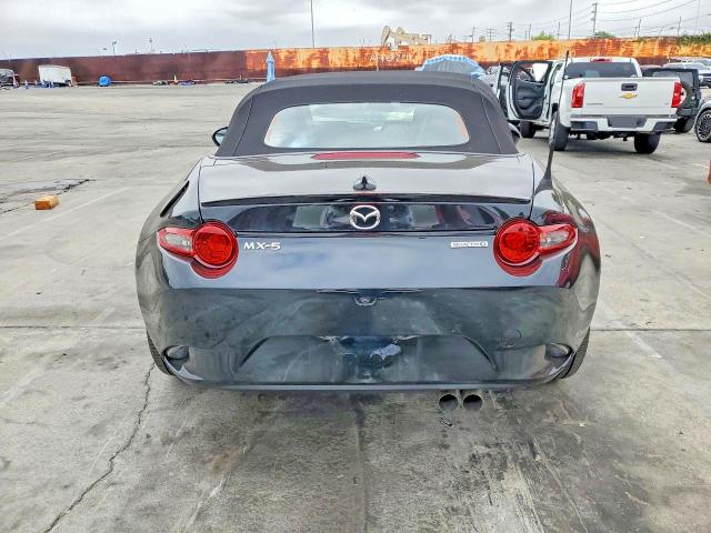 Продаж на аукціоні авто 2021 Mazda Mx-5 Miata, vin: JM1NDAC77M0454843, номер лоту: 52930256