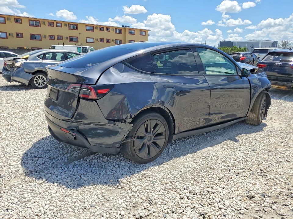 2025 Tesla Model Y მანქანა იყიდება აუქციონზე, vin: 7SAYGDED7SF238291, აუქციონის ნომერი: 53739976