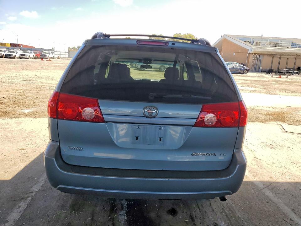 53134196 :رقم المزاد ، 5TDZK23C18S105464 vin ، 2008 Toyota Sienna مزاد بيع