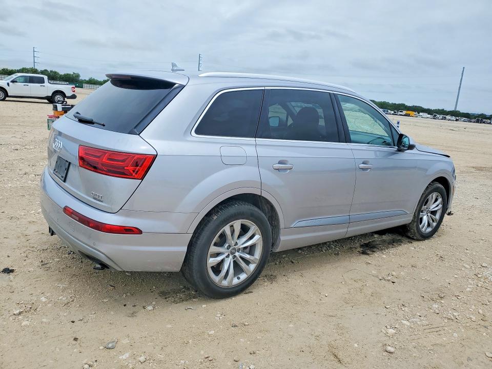 Продаж на аукціоні авто 2017 Audi Q7, vin: WA1AAAF75HD014762, номер лоту: 55193786