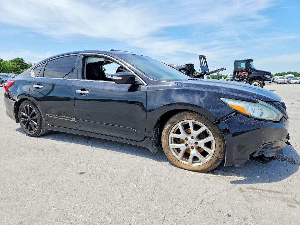Продажа на аукционе авто 2017 Nissan Altima, vin: 1N4AL3APXHC223610, номер лота: 52083866