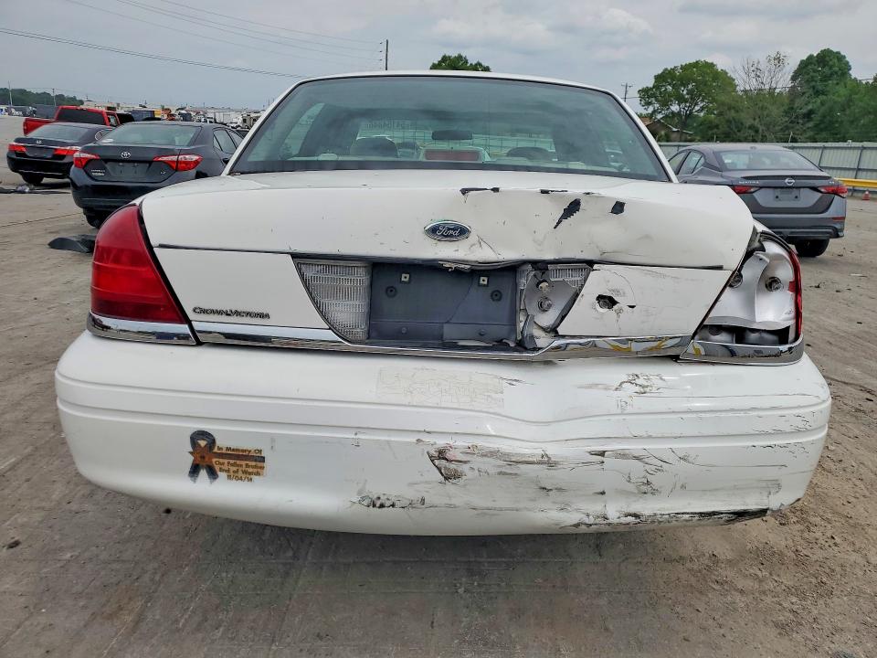 54154846 :رقم المزاد ، 2FABP7BV7AX129044 vin ، 2010 Ford Crown Victoria مزاد بيع