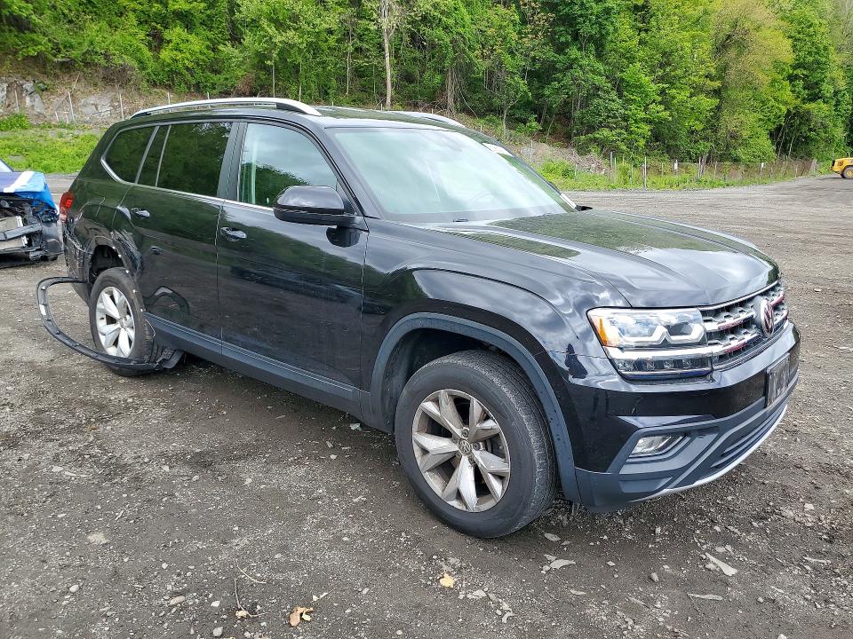 53853976 :رقم المزاد ، 1V2LR2CA2JC575511 vin ، 2018 Volkswagen Atlas مزاد بيع