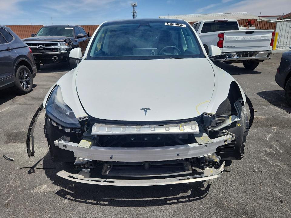 54629046 :رقم المزاد ، 7SAYGDEF1NF456541 vin ، 2022 Tesla Model Y مزاد بيع