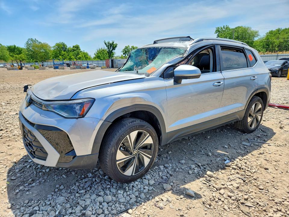 2025 Volkswagen Taos მანქანა იყიდება აუქციონზე, vin: 3VVVC7B23SM004758, აუქციონის ნომერი: 55570636