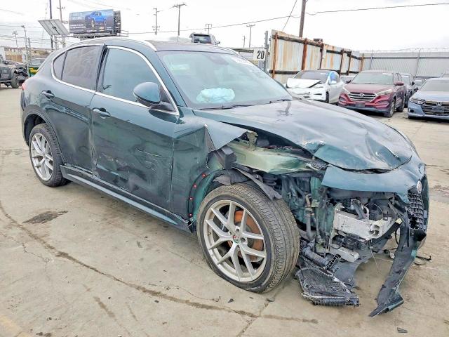 2021 Alfa Romeo Stelvio მანქანა იყიდება აუქციონზე, vin: ZASPAKBN1M7D03986, აუქციონის ნომერი: 52084356