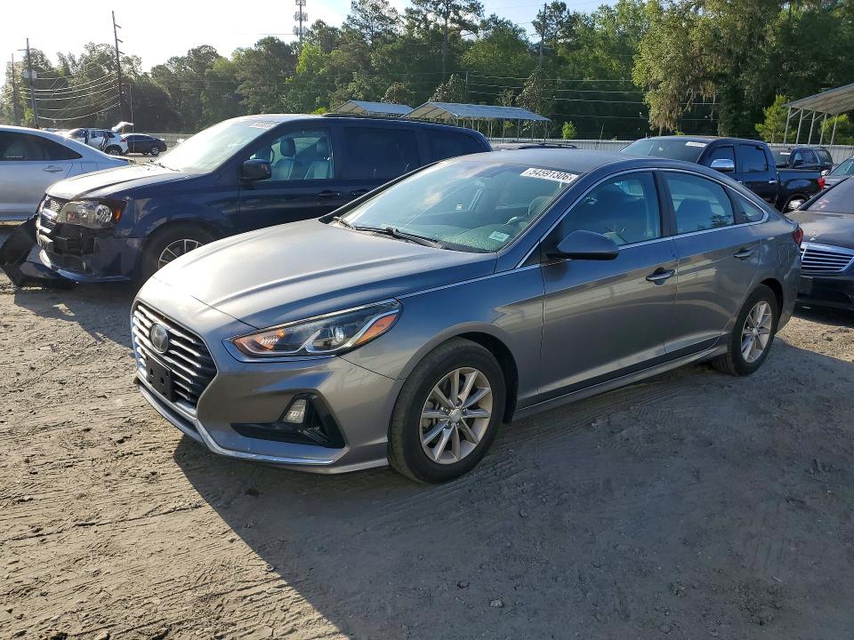 2018 Hyundai Sonata მანქანა იყიდება აუქციონზე, vin: 5NPE24AA0JH674006, აუქციონის ნომერი: 54591306